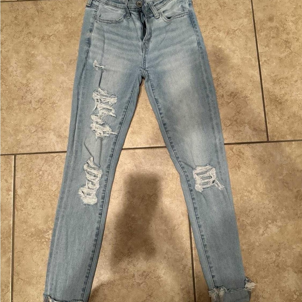 American Eagle Outfitters Light Blue Distressed Skinny Jeans